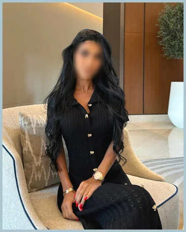 Dina gallery photo 1