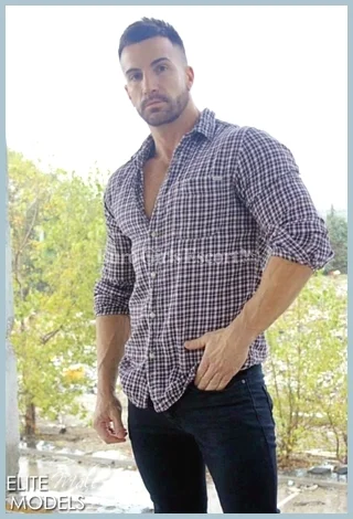 Carlos , agency Elite Male Models Ladys model
