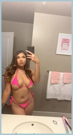 Erica gallery photo 1