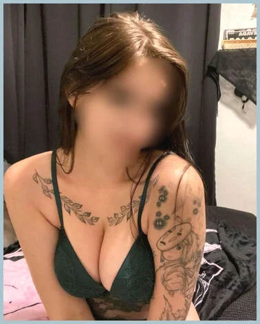 Kamelia22 gallery photo 1