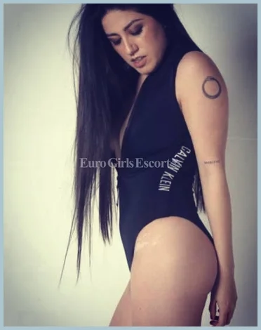 Eva Latina Ladys model