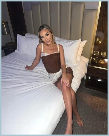 Mina gallery photo 2