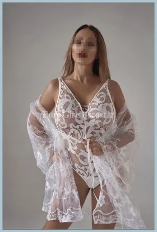 Tiana gallery photo 1