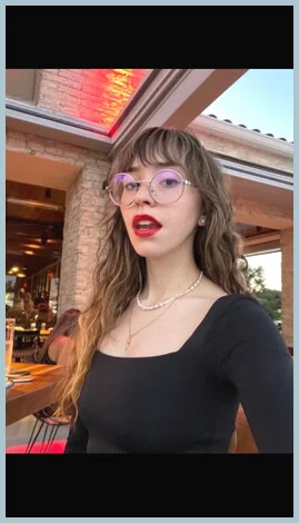 Tegan Molly Ladys model