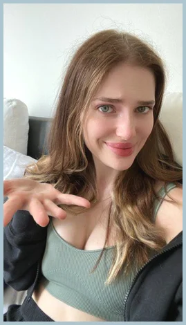 Emmanuella gallery photo 1