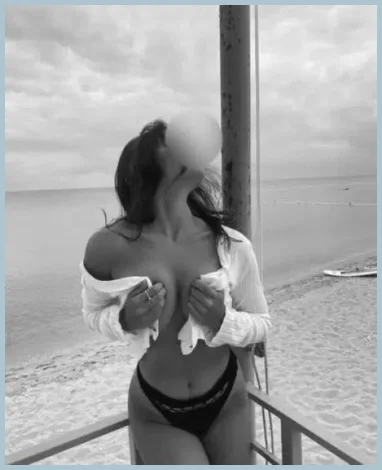 Ella gallery photo 1