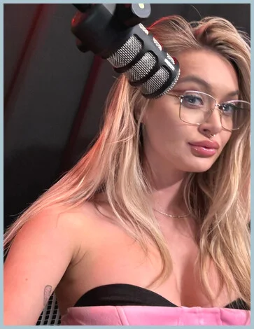 Elisabeth gallery photo 1