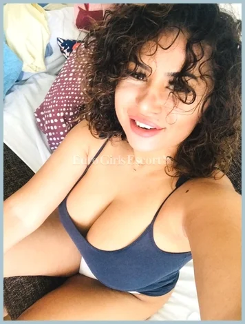 Georginia gallery photo 1