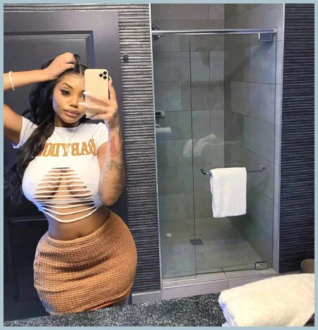 Hannah gallery photo 1