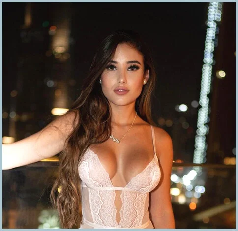 Anita gallery photo 1