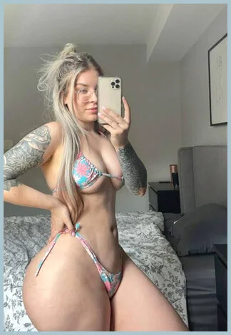 lain VIp gallery photo 1