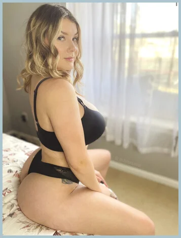 Betty gallery photo 2