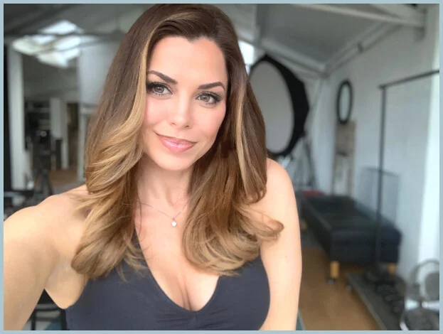 Angela gallery photo 1