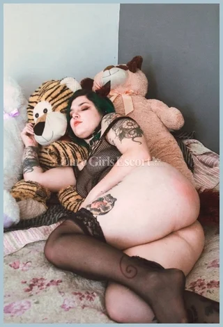 Juana Stone Ladys model