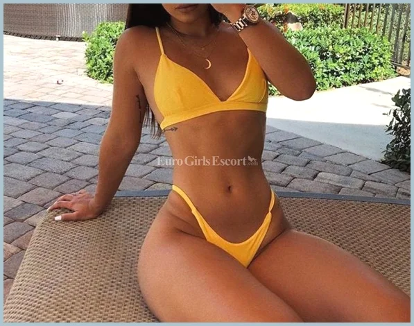 MaryShy gallery photo 1