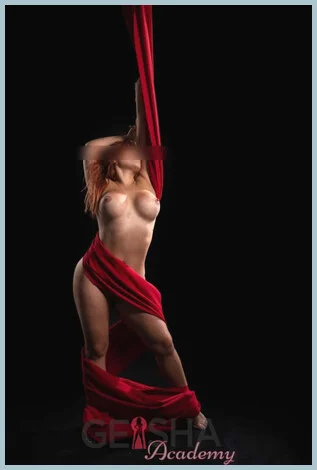 Lilith gallery photo 1