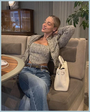 Eleonora gallery photo 1