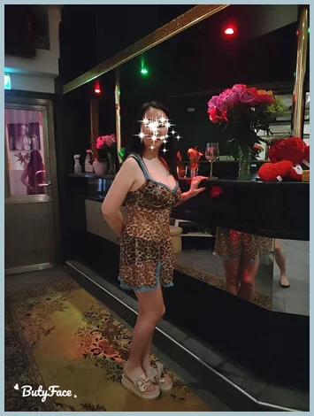 Zhuzhu gallery photo 2