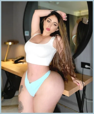 Ella bright Ladys model