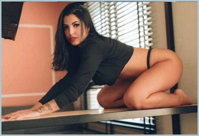 Carol-lux gallery photo 2