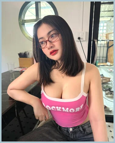 Sabina gallery photo 1