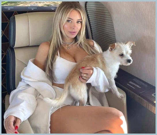 Fernandia Ladys model