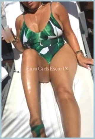 Blue Straw Ladys model