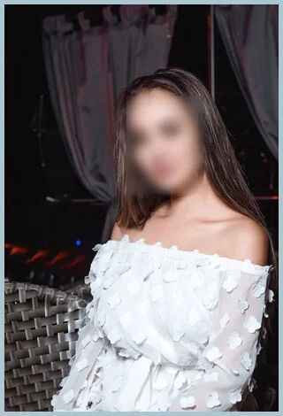 Dina gallery photo 1