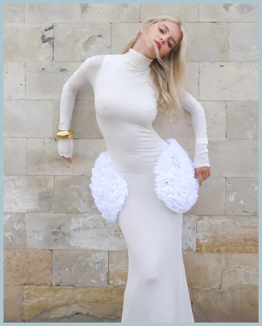 Liza gallery photo 1