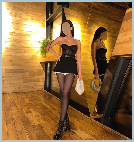 Alisa gallery photo 2