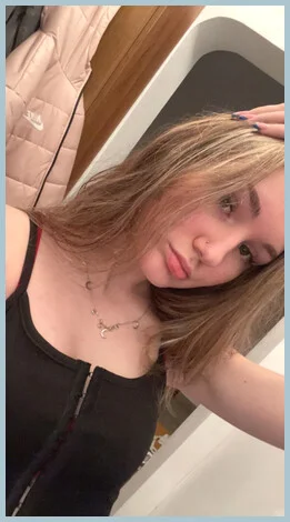 elisa gallery photo 1