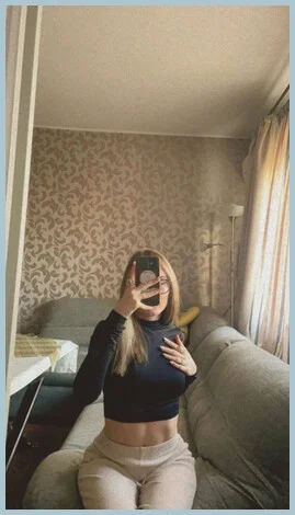 elisa gallery photo 2