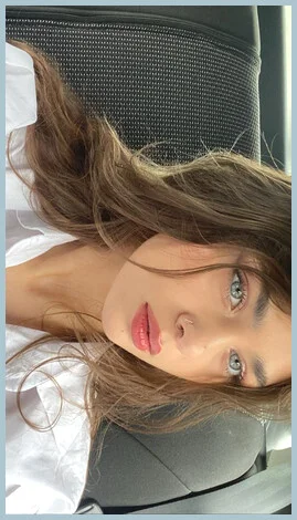 Gloria gallery photo 2