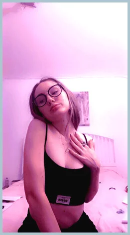 juli gallery photo 1