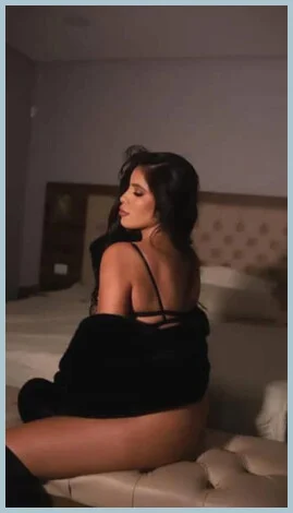 Ariana gallery photo 1