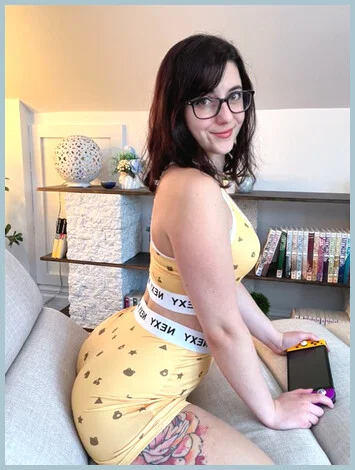 Anna gallery photo 2