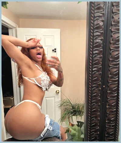 Belinda gallery photo 1