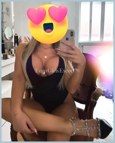 Chanel01 Ladys model