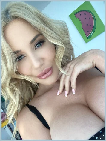 Barbie gallery photo 1