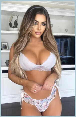 Betty gallery photo 2