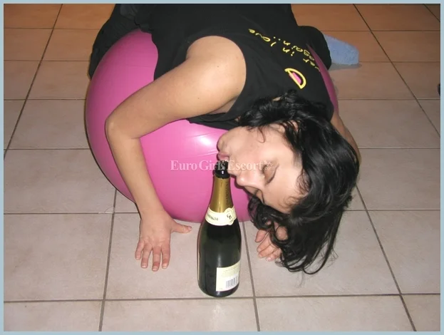 Adinapopa gallery photo 1