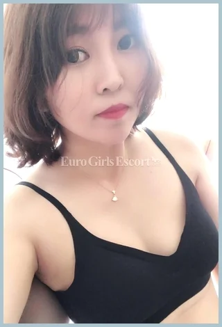 Girl Massage yaoyao Ladys model