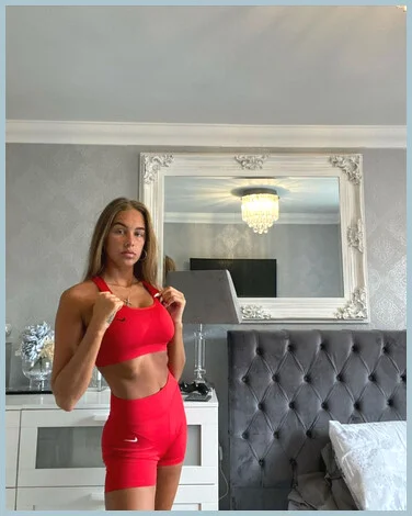 Kevine gallery photo 1