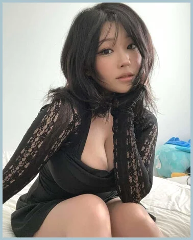 Lisa gallery photo 1