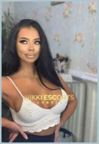 Amelia gallery photo 1