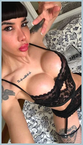 Karol gallery photo 1