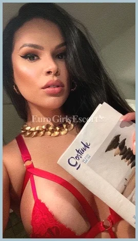 Amanda Belli Ladys model