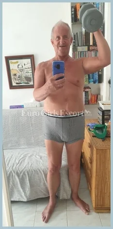 John Burchell gallery photo 1