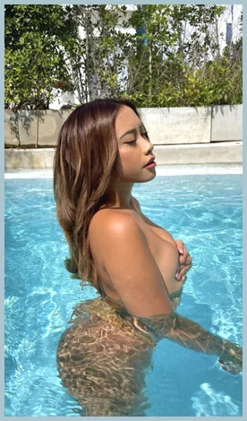 Kara gallery photo 1