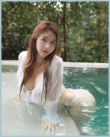 Julia mcloc gallery photo 2